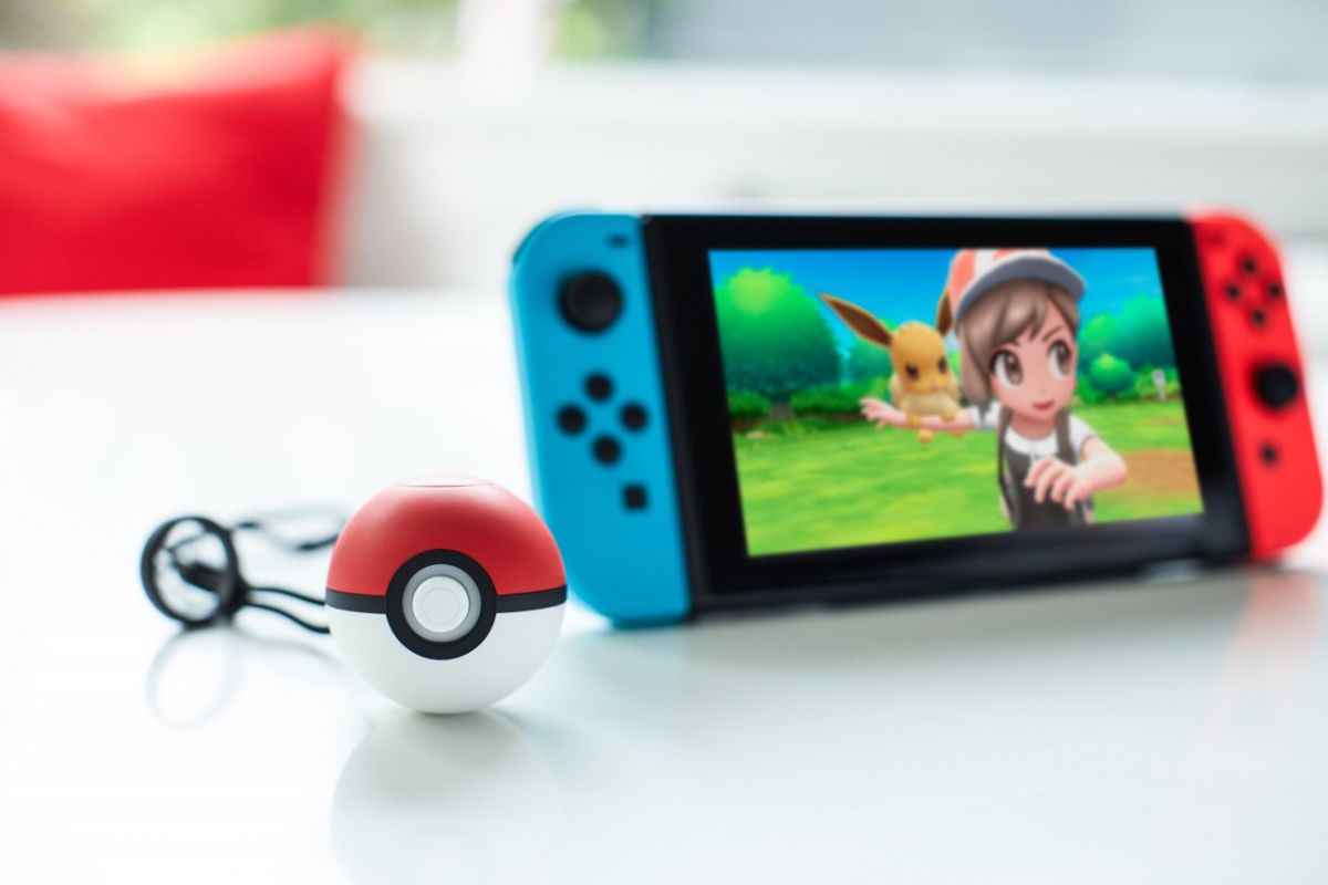 [E3 2018] Nintendo выпустит контроллер Poke Ball Plus для игры в Pokemon: Let's Go! 