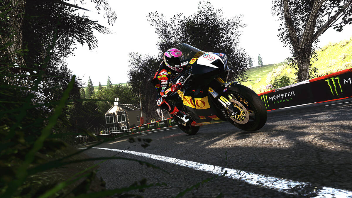 Скриншот 6 к игре TT Isle of Man: Ride on the Edge 3