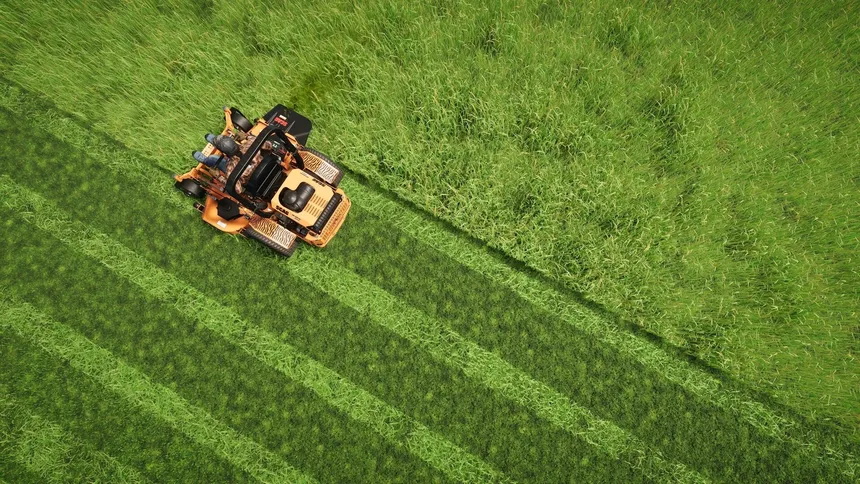 Скриншот 2 к игре Lawn Mowing Simulator 2