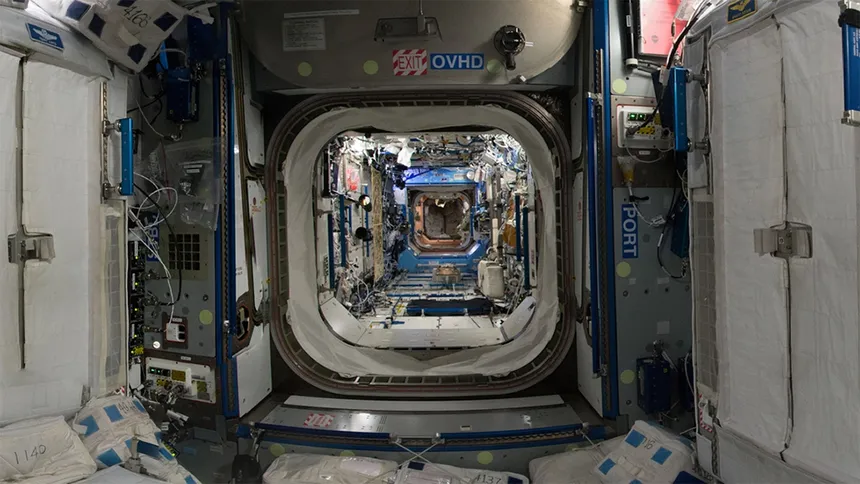 Скриншот 2 к игре International Space Station Tour VR