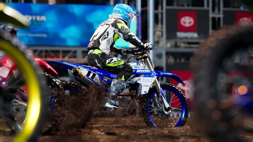 Скриншот 6 к игре Monster Energy Supercross - The Official Videogame 4