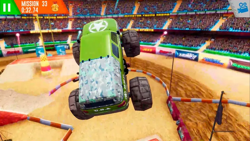 Скриншот 4 к игре Monster Truck Arena