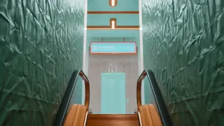親切()な駅