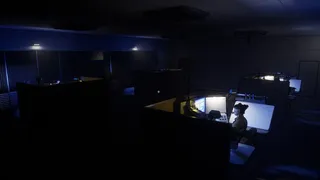 The Dust Between: Observer