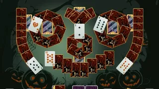 Скриншот 1 к игре Solitaire Halloween Story