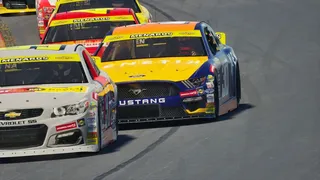 Скриншот 4 к игре NASCAR 25