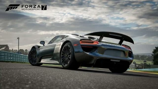 Доступна предзагрузка Forza Motorsport 7